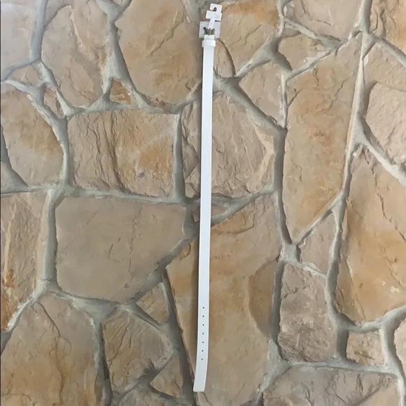 A New Day White Mother of Pearl Buckle Belt - Picture 4 of 9